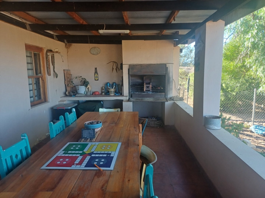 6 Bedroom Property for Sale in Ladismith Rural Western Cape